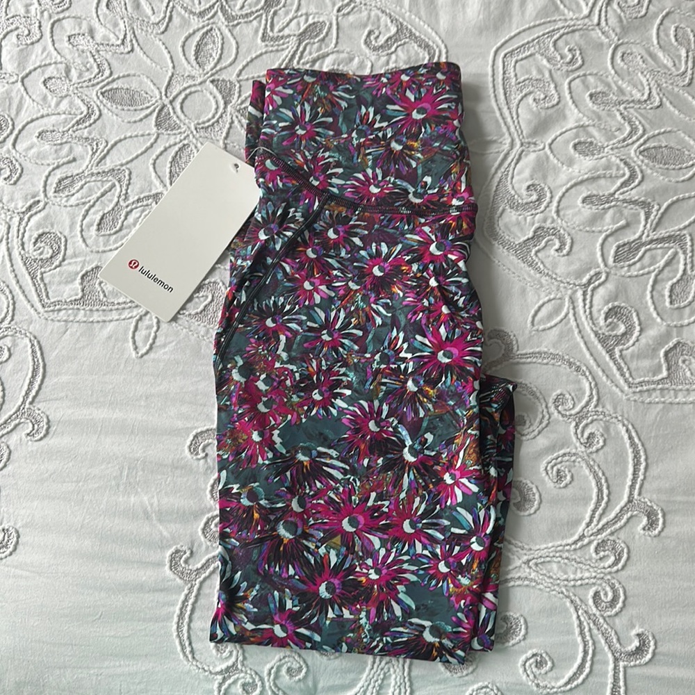 Lululemon Base Pace HR Tight